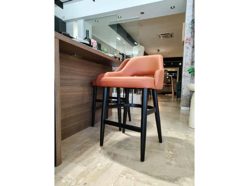 Sgabello con 4 gambe Clark  con forte sconto