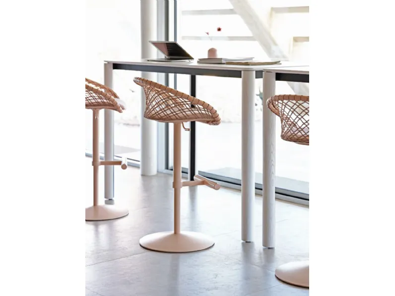 Sgabello modello P47 sg Midj SCONTATO a PREZZI OUTLET