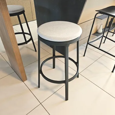 Sgabello modello Round  Infiniti SCONTATO a PREZZI OUTLET