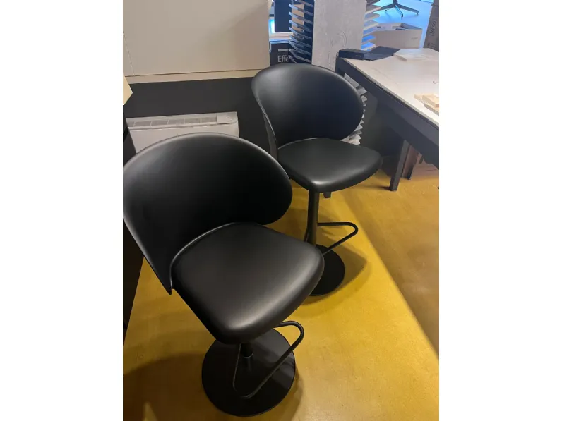 Sgabello Sgabelli tuka connubia Calligaris a prezzo ribassato 