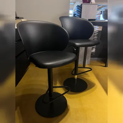 Sgabello Sgabelli tuka connubia Calligaris a prezzo ribassato 