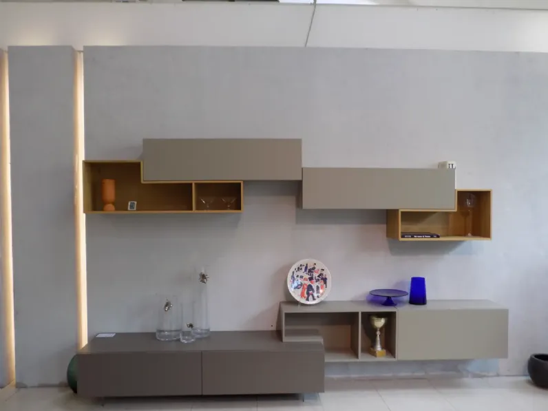 Soggiorno completo modello Parete attrezzata sangiacomo lampo di Sangiacomo a prezzo Outlet