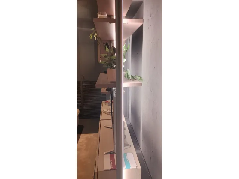 Soggiorno completo Living moretti design (mercantini) di Mercantini in laccato opaco in Offerta Outlet