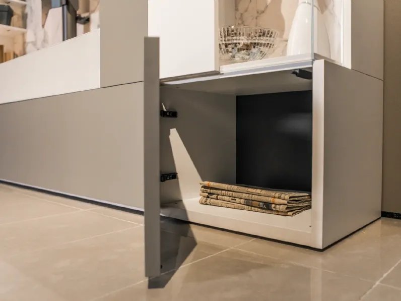 Soggiorno completo Composizione roomy e core con modulo tv di Caccaro in stile moderno a prezzi outlet