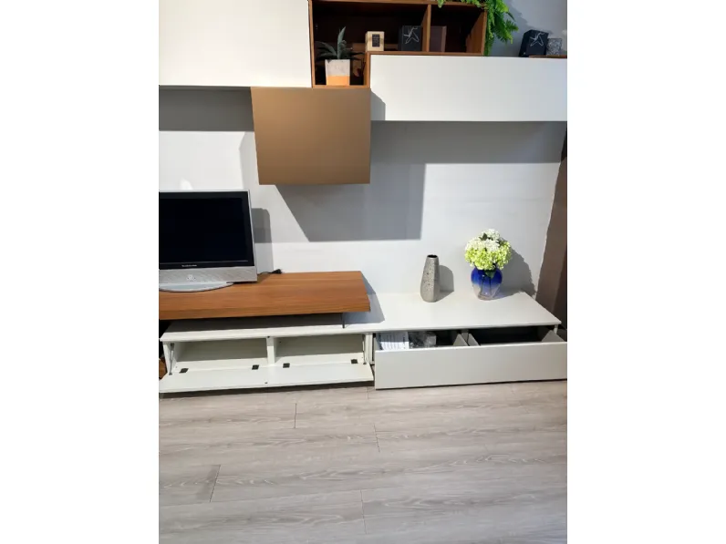 Soggiorno completo Lampo di Sangiacomo in laccato opaco a prezzo Outlet