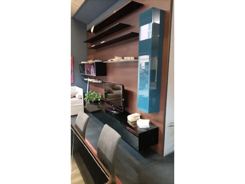 Composizione per la zona giorno modello Spazio boiserie laccato e legno di Pianca a prezzo Outlet