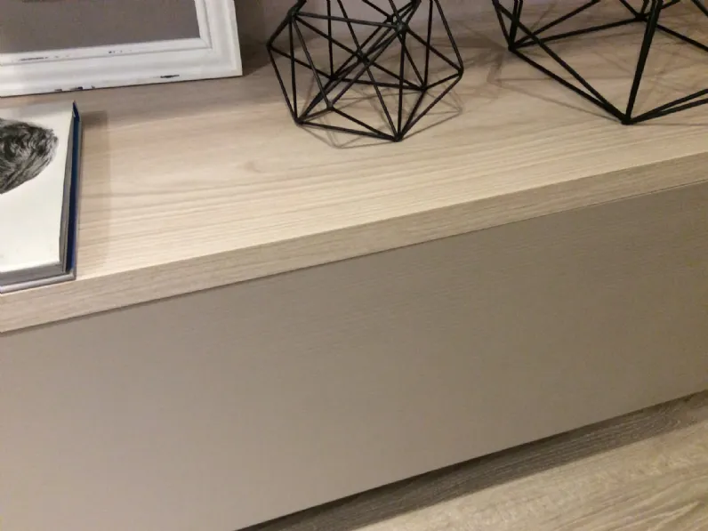 Parete attrezzata in stile moderno Artigianale in laccato opaco Offerta Outlet