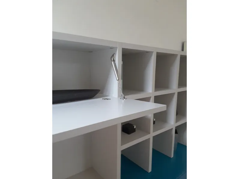 Parete attrezzata Living system di Novamobili scontata del 70%