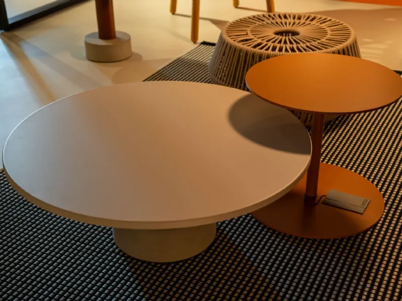 Tavolo per l'esterno Roll centre table  Kettal a prezzo ribassato