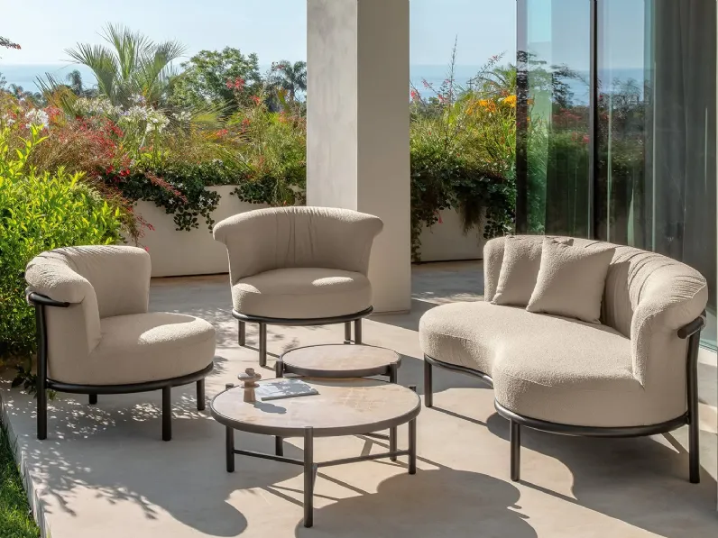 Tavolo per l'esterno modello Tavolo mod james 260x105 con 8 poltrone Talenti a prezzi convenienti