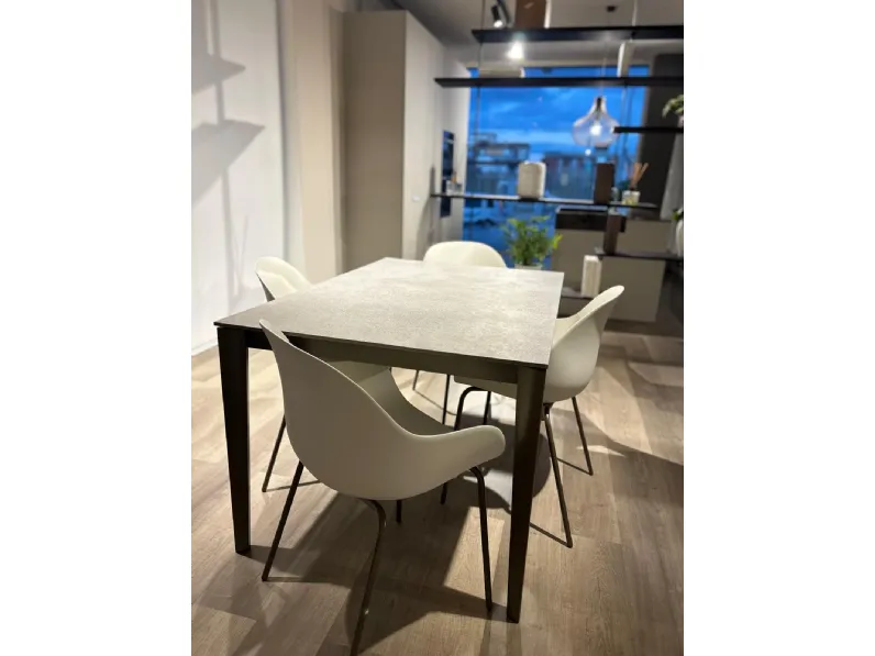 Tavolo rettangolare in laminato Artic di Connubia in Offerta Outlet 