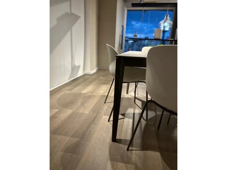 Tavolo rettangolare in laminato Artic di Connubia in Offerta Outlet 
