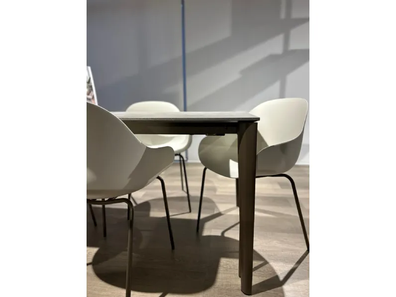 Tavolo rettangolare in laminato Artic di Connubia in Offerta Outlet 