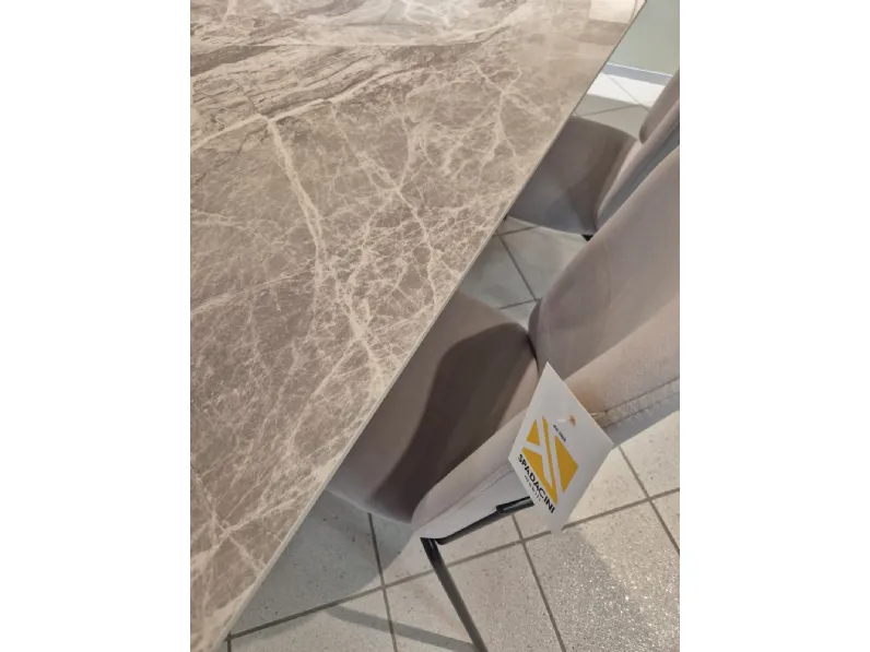 Tavolo in offerta outlet modello Priamo di Target point 