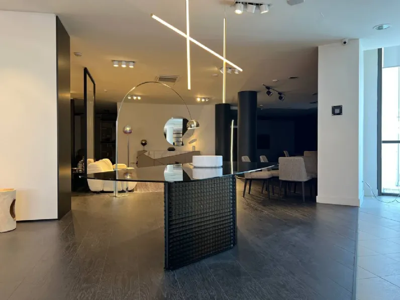 Richiedi ora il prezzo riservato del tavolo Bow Tonelli design 