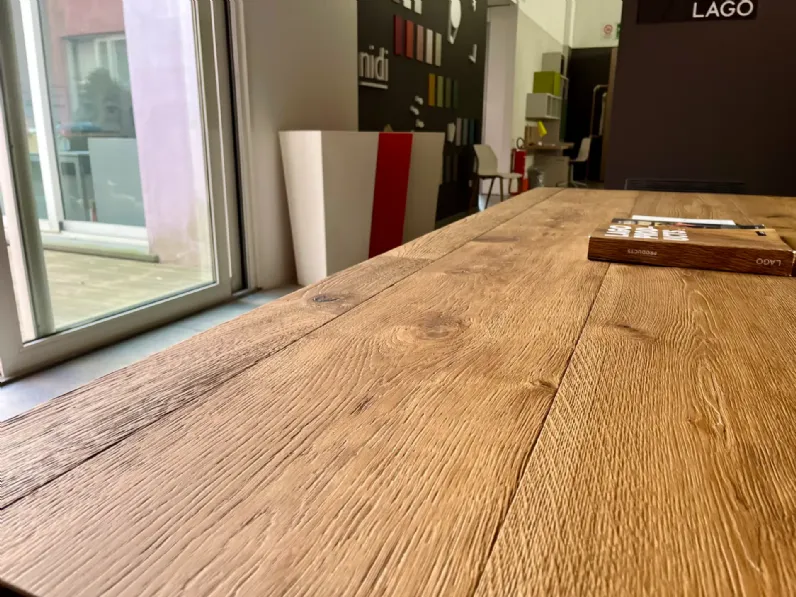 Tavolo in legno rettangolare Air Lago in offerta outlet