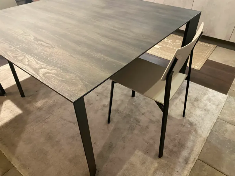 Tavolo quadrato in laminato Diamante di Pointhouse in Offerta Outlet