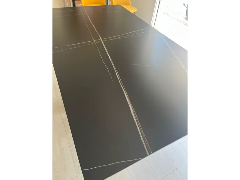 Tavolo Hero Capodarte a prezzo ribassato
