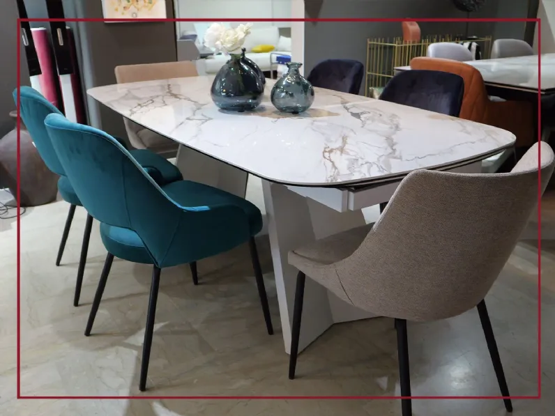 Tavolo in offerta outlet modello Icaro di Calligaris 