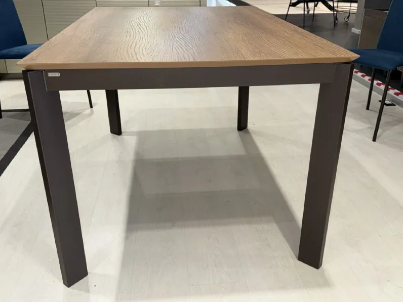 Tavolo in laminato rettangolare Space Scavolini in offerta outlet