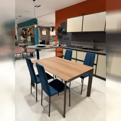 Tavolo in laminato rettangolare Space Scavolini in offerta outlet
