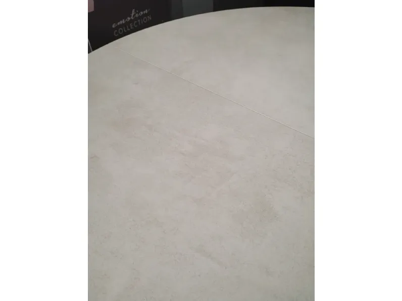 Tavolo in laminato rotondo Tavolo apple Zamagna in offerta outlet