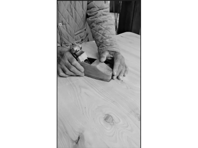 Tavolo peppino Artigianale in legno Fisso scontato 60%