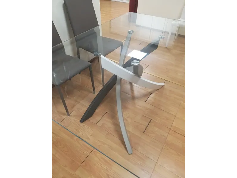 Richiedi il prezzo del tavolo Artistico Bontempi 