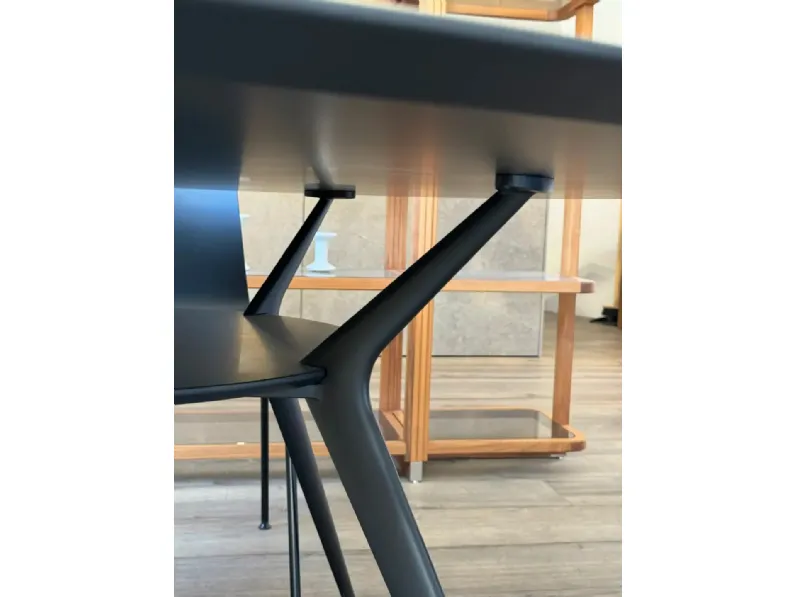 Tavolo in laccato rotondo Biplane-slim Alias in offerta outlet