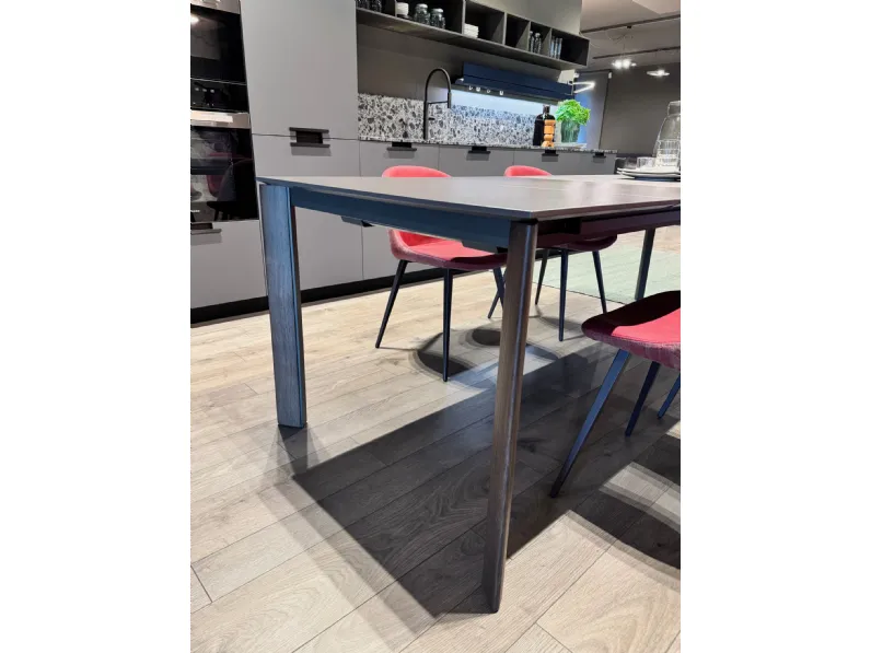 Tavolo rettangolare in ceramica Blade di Midj in Offerta Outlet