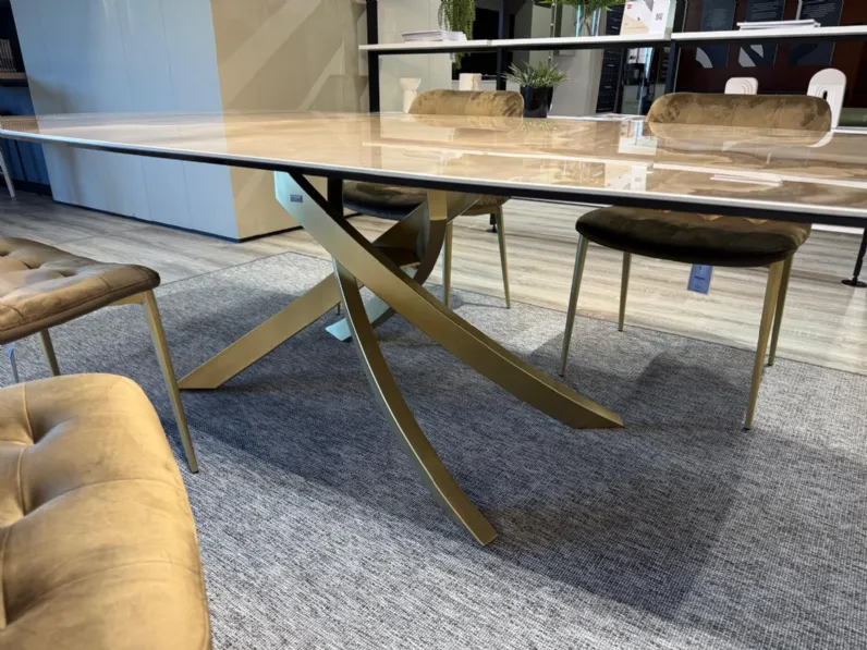 Tavolo sagomato Tavolo artistico piano in vetroceramica Bontempi scontato del 53%
