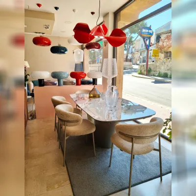 Tavolo sagomato Calla cs4159-s 200 di Calligaris a prezzo riservato 