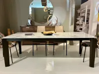 Tavolo in offerta outlet modello Delta di Calligaris 