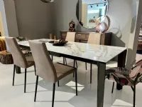 Tavolo in offerta outlet modello Delta di Calligaris 