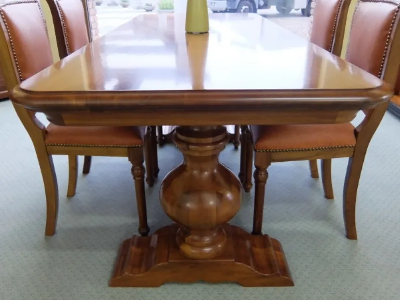 Tavolo E 4 sedie gobbi Artigianale in legno Fisso