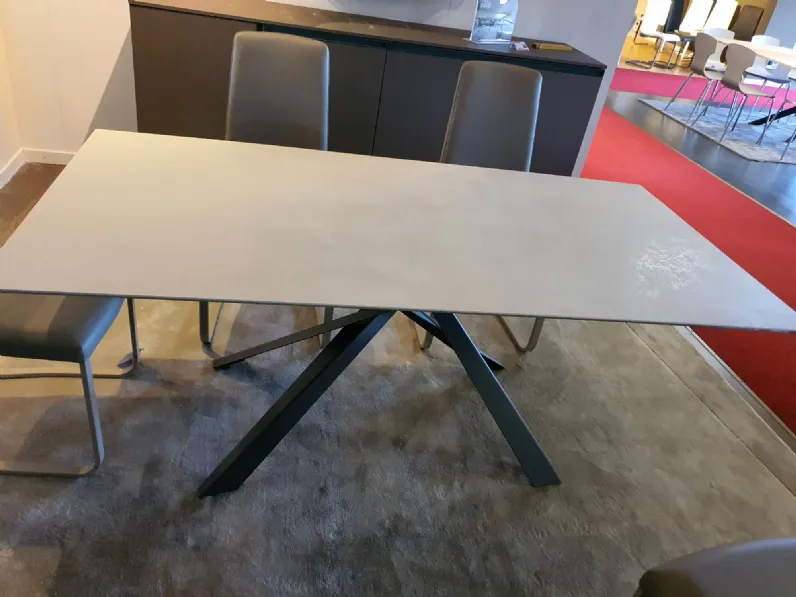 Tavolo rettangolare in ceramica Diago di Ozzio in Offerta Outlet