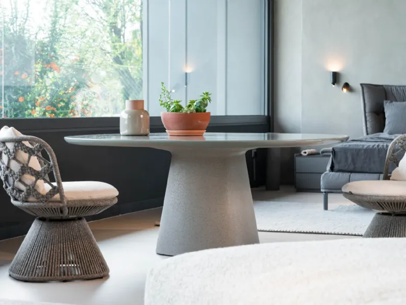 Tavolo fisso Allure B&b italia a soli 4800€