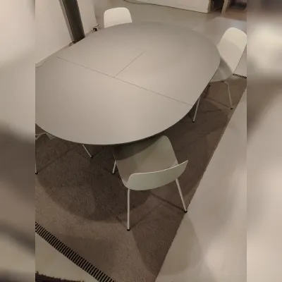 Tavolo Pala rotondo allungabile Kristalia a prezzo ribassato