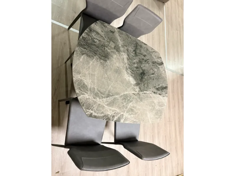 Tavolo kyoto four e sedie  Stones in OFFERTA OUTLET -47%