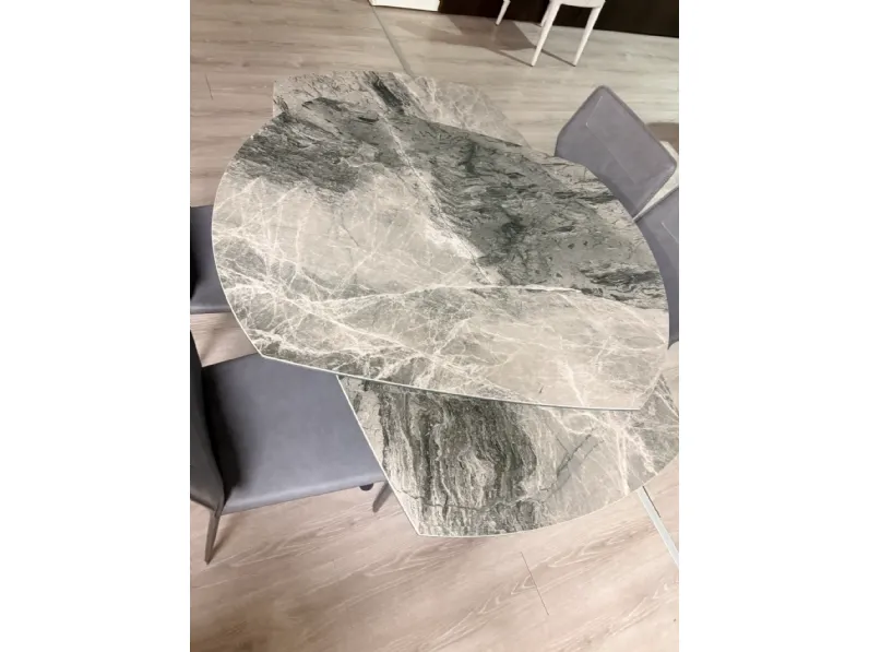 Tavolo kyoto four e sedie  Stones in OFFERTA OUTLET -47%