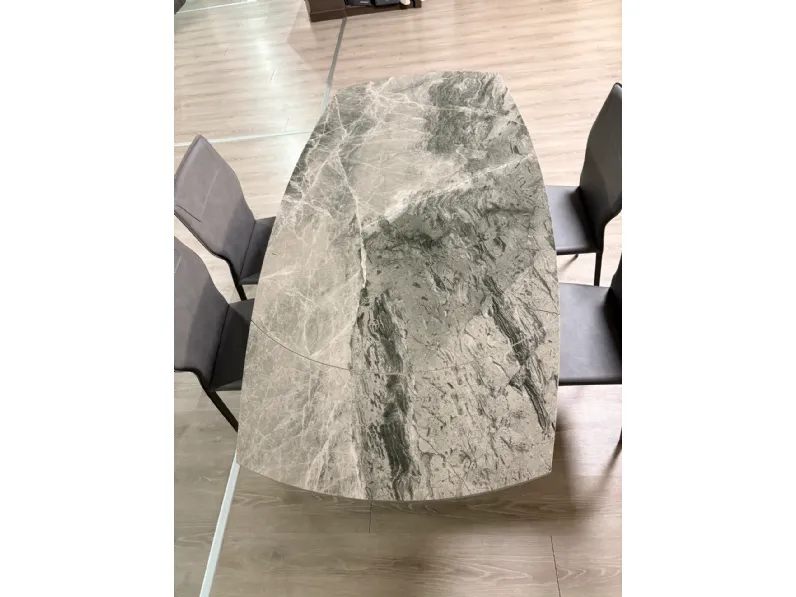 Tavolo kyoto four e sedie  Stones in OFFERTA OUTLET -47%