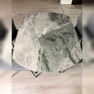 Tavolo kyoto four e sedie  Stones in OFFERTA OUTLET -47%