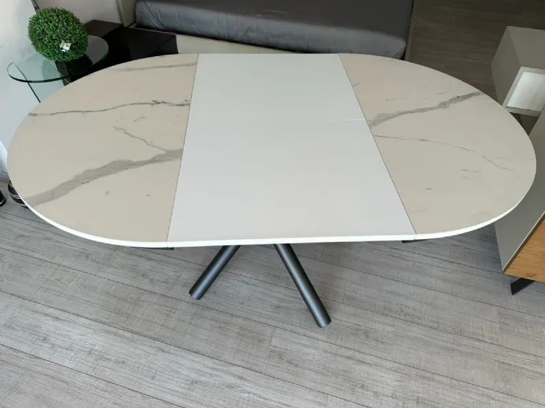Tavolo rotondo in ceramica Celsius di Altacom in Offerta Outlet
