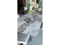 Tavolo sagomato in ceramica Chantal di Sedit in Offerta Outlet