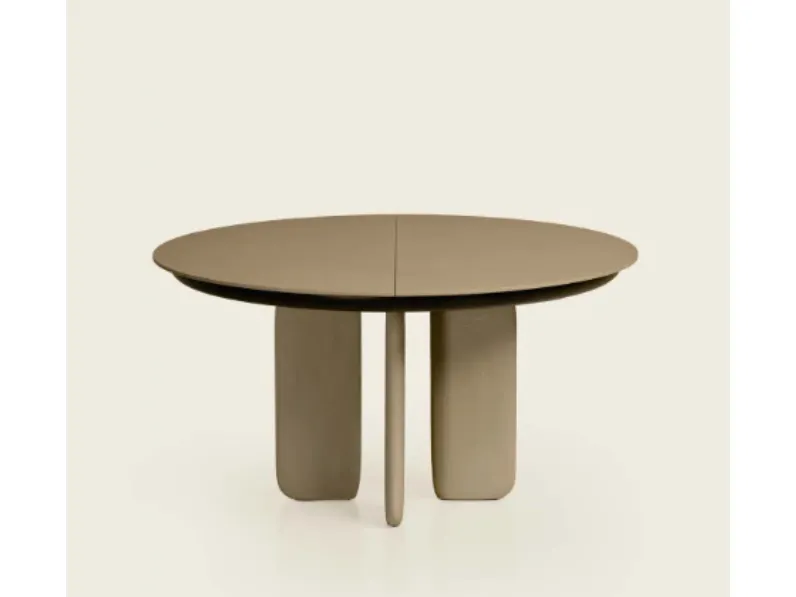 Tavolo in laccato quadrato Pala Kristalia in offerta outlet