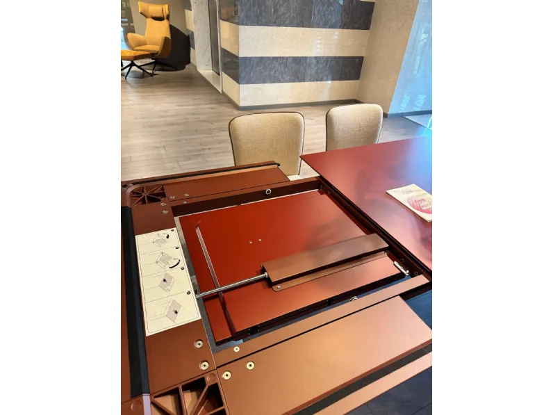 Tavolo Akashi Midj in laminato Quadrato allungabile scontato 40%