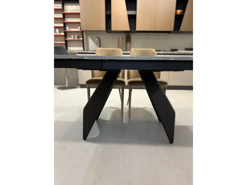 Tavolo Luxor di Scavolini scontato del 35%
