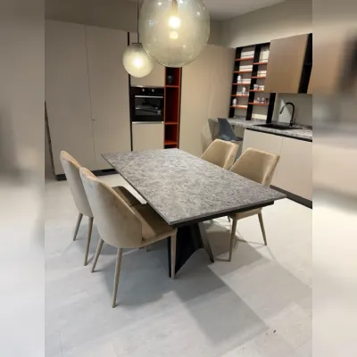 Tavolo Luxor di Scavolini scontato del 35%