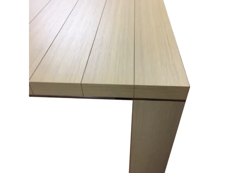 Tavolo in legno quadrato Tavolo in legno 135x135 rovere Zanotta a prezzo ribassato