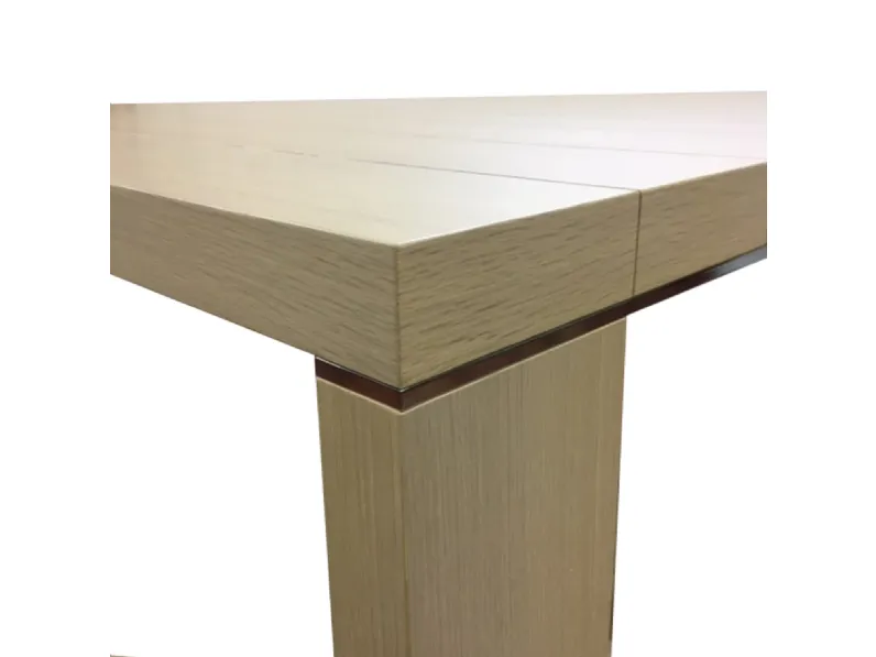 Tavolo in legno quadrato Tavolo in legno 135x135 rovere Zanotta a prezzo ribassato